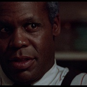 [剧情] 带怒而眠 To Sleep with Anger  [丹尼·格洛弗/玛丽·爱丽丝][蓝光/高清1080p/4K下载]