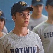 [喜剧/犯罪] 单身毒妈  第七季 Weeds Season 7  [玛丽-露易丝·帕克/亨特·帕瑞施][蓝光/高清1080p/4K下载]