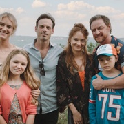 [恐怖/惊悚] 非礼勿言 Speak No Evil  [詹姆斯·麦卡沃伊/麦肯兹·戴维斯][蓝光/高清1080p/4K下载]