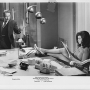 [音乐/喜剧] 飞越美人谷 Beyond the Valley of the Dolls  [多莉·里德/辛西娅·迈尔斯][蓝光/高清1080p/4K下载]