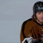 [运动/喜剧] 魂系冰球 Mystery, Alaska  [罗素·克劳/汉克·阿扎利亚][蓝光/高清1080p/4K下载]