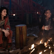 [歌舞/冒险] 僵尸高校4：吸血鬼黎明 Zombies 4: Dawn of the Vampires  [梅格·唐纳利/麦洛·曼海姆][蓝光/高清1080p/4K下载]