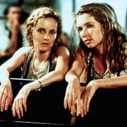 [恐怖/科幻] 绞肉机 The Mangler  [罗伯特·英格伦][蓝光/高清1080p/4K下载]