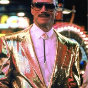 [动作/喜剧] 凯迪拉克神探 Pink Cadillac  [克林特·伊斯特伍德/伯纳黛特·彼得斯][蓝光/高清1080p/4K下载]