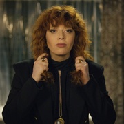 [喜剧] 轮回派对 第一季 Russian Doll Season 1  [娜塔莎·雷昂/查理·巴奈特][蓝光/高清1080p/4K下载]