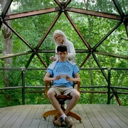 [喜剧] 明日之屋 The House of Tomorrow  [阿萨·巴特菲尔德/尼克·奥弗曼][蓝光/高清1080p/4K下载]