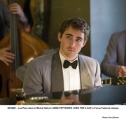 [爱情/喜剧] 明星助理 Miss Pettigrew Lives for a Day  [弗兰西斯·麦克多蒙德/艾米·亚当斯][蓝光/高清1080p/4K下载]