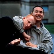 [犯罪] 甜蜜十六岁 Sweet Sixteen  [马丁·康普斯顿/威廉·鲁尼][蓝光/高清1080p/4K下载]