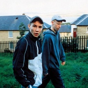 [犯罪] 甜蜜十六岁 Sweet Sixteen  [马丁·康普斯顿/威廉·鲁尼][蓝光/高清1080p/4K下载]