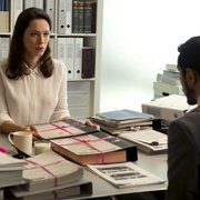 [犯罪/悬疑] 危险辩护 Closed Circuit  [艾瑞克·巴纳/丽贝卡·豪尔][蓝光/高清1080p/4K下载]