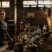 [爱情/历史] 香烟女孩 Gadis Kretek  [迪安·萨斯特劳沃德约/阿里奥·巴尤][蓝光/高清1080p/4K下载]