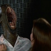 [恐怖/喜剧] 异形大灾难 The Stuff  [迈克尔·莫里亚蒂/保罗·索维诺][蓝光/高清1080p/4K下载]