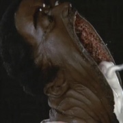 [恐怖/喜剧] 异形大灾难 The Stuff  [迈克尔·莫里亚蒂/保罗·索维诺][蓝光/高清1080p/4K下载]