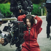 [惊悚/动作] 纸钞屋(韩版) 第二季 종이의 집: 공동경제구역 시즌2  [刘智泰/朴海秀][蓝光/高清1080p/4K下载]