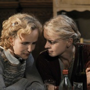 [战争/历史] 柏林的女人 Anonyma - Eine Frau in Berlin  [尼娜·霍斯/茱莉安·柯勒][蓝光/高清1080p/4K下载]