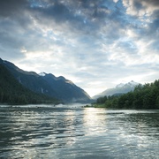 [惊悚] 荒野 Wilderness  [珍娜·科尔曼/奥利弗·杰克逊-科恩][蓝光/高清1080p/4K下载]