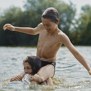 [家庭] 年轻的心 Young Hearts  [卢·古森斯/马里乌斯·德·赛格][蓝光/高清1080p/4K下载]