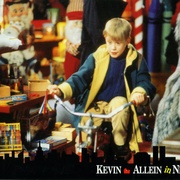 [犯罪/家庭] 小鬼当家2 Home Alone 2: Lost in New York  [麦考利·卡尔金/乔·佩西][蓝光/高清1080p/4K下载]