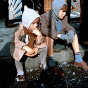 [战争] 希望与荣耀 Hope and Glory  [Sebastian Rice-Edwards/Geraldine Muir][蓝光/高清1080p/4K下载]